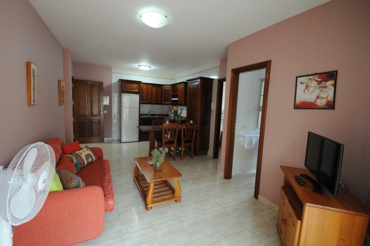 Apartamentos Edalmar Frontera Exterior foto