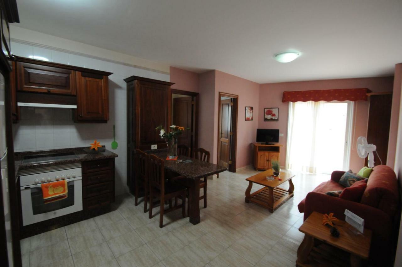 Apartamentos Edalmar Frontera Exterior foto